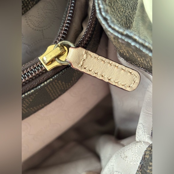 Michael Kors Brown Designer Tote Bag - Picture 12 of 16